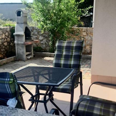 Apartman Lidija Linardici Luaran gambar