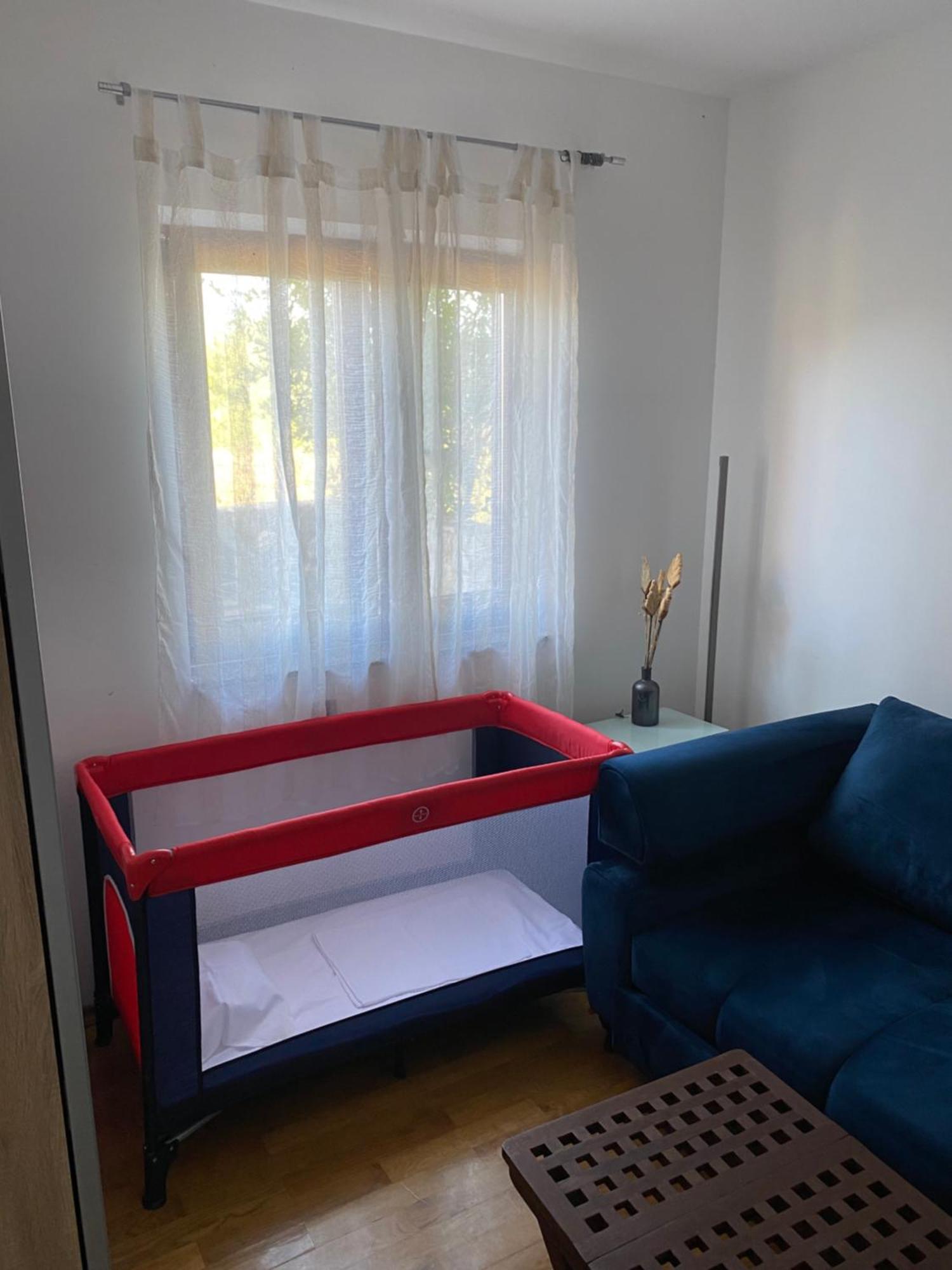 Apartman Lidija Linardici Luaran gambar